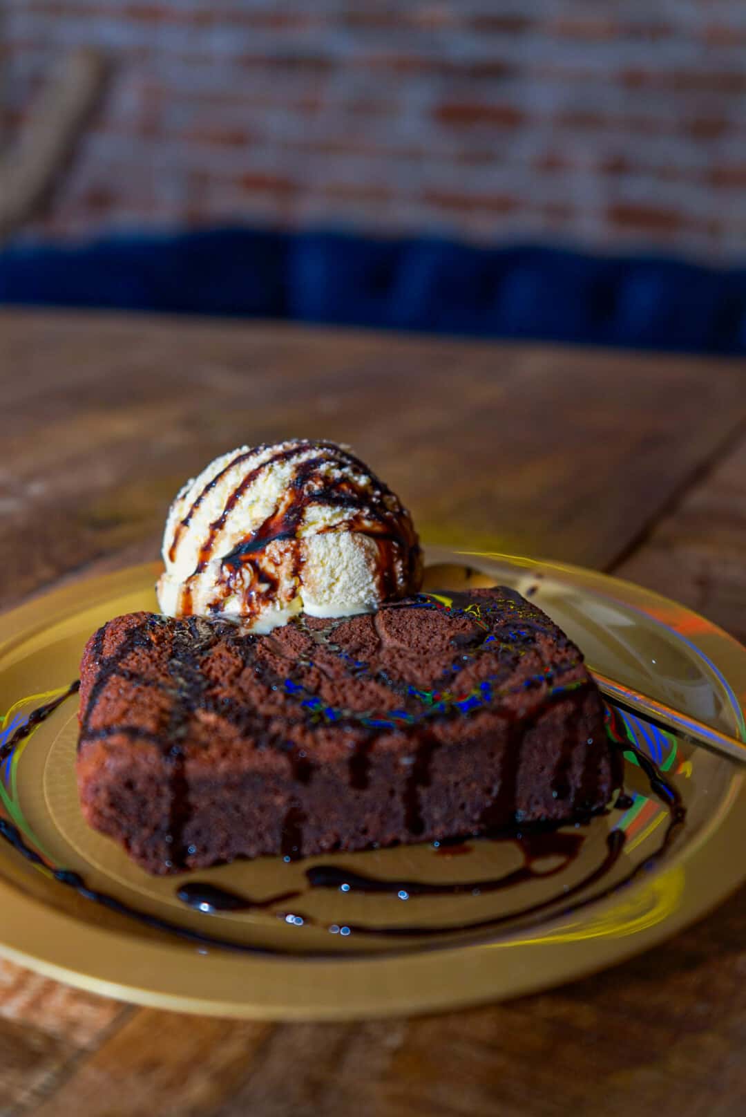 Brownie con helado